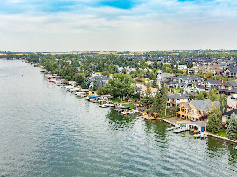 Waterfront Homes in Kinniburgh